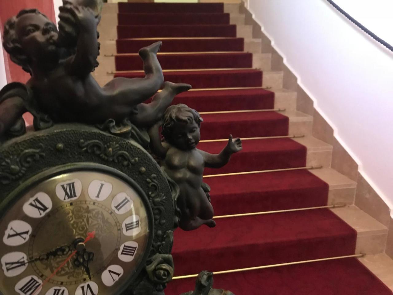 Grand Hotel Palace Marsala Ngoại thất bức ảnh The staircase